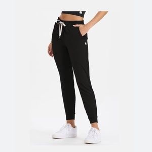 Vuori Performance Jogger - Black